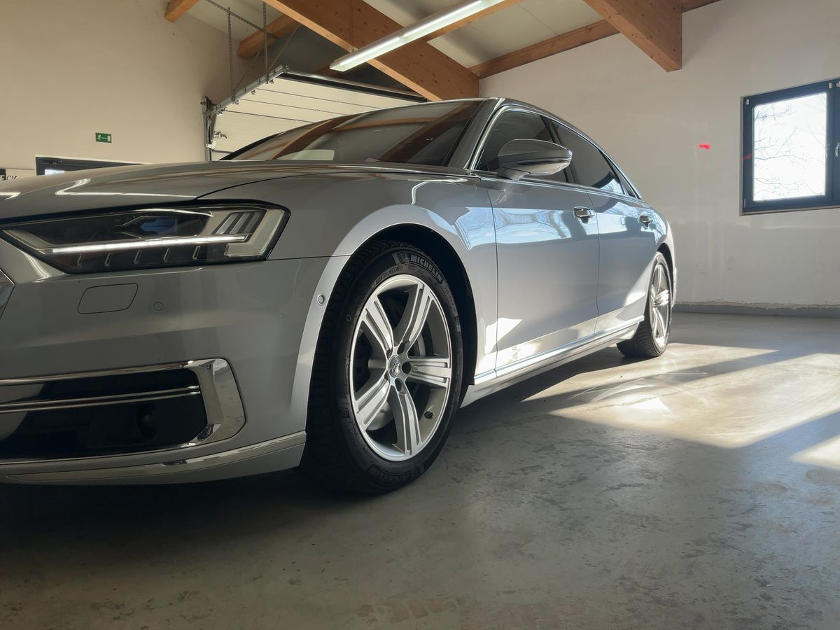 Audi A8 3.0 TFSI Mild-Hybrid L 55 quattro