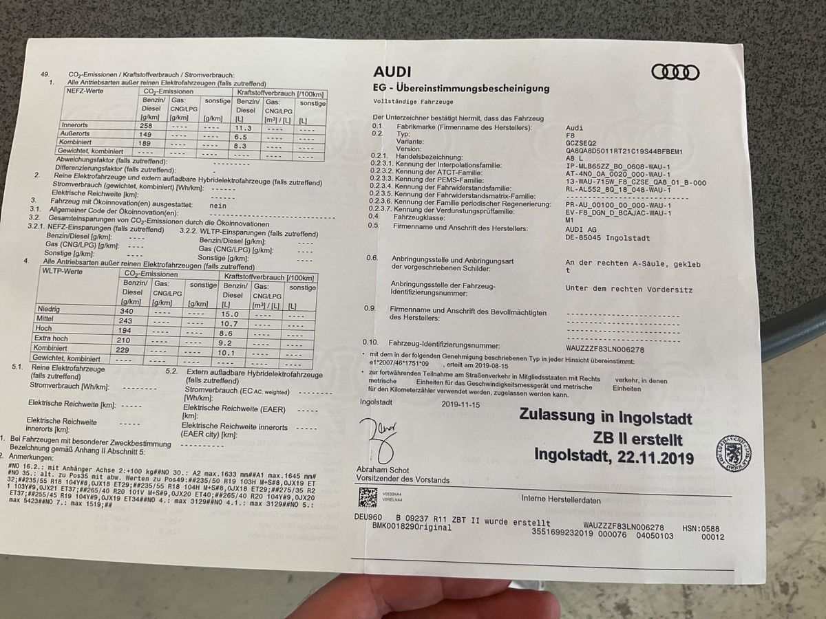 Audi A8 3.0 TFSI Mild-Hybrid L 55 quattro