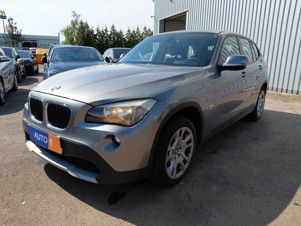 BMW X1 2011