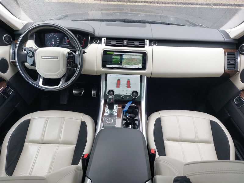 Land Rover Range Rover Sport 4.4 SDI HSE Dynamic — zdjęcie 11