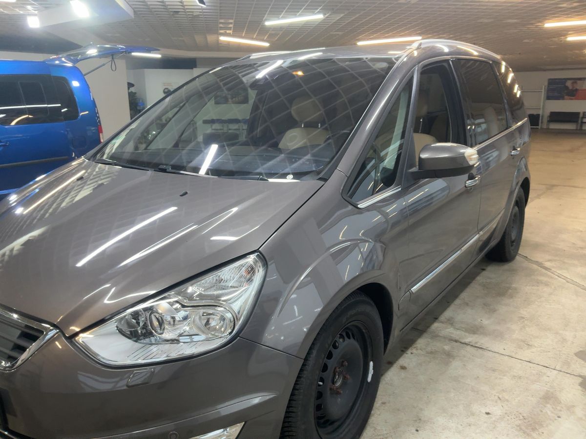 Ford Galaxy 2.0 EcoBoost Titanium