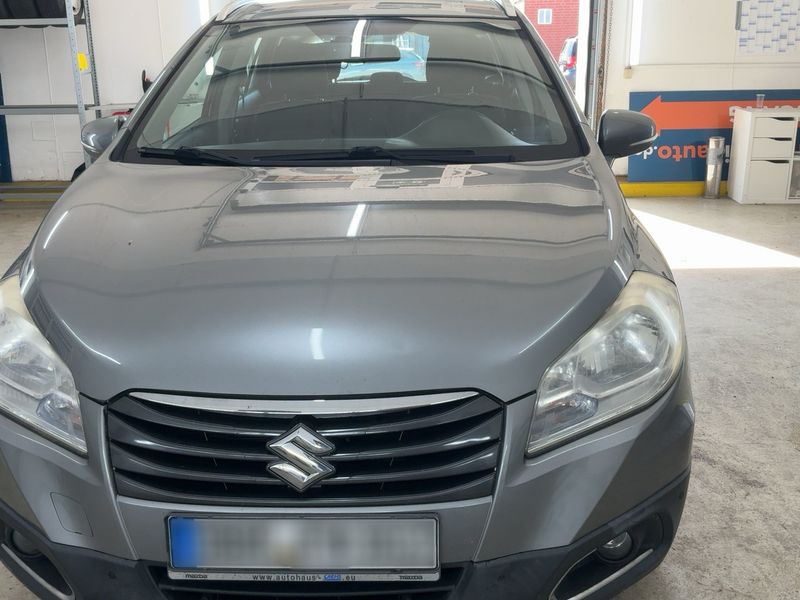 Suzuki SX4 1.6 Comfort 4x4 — zdjęcie 9