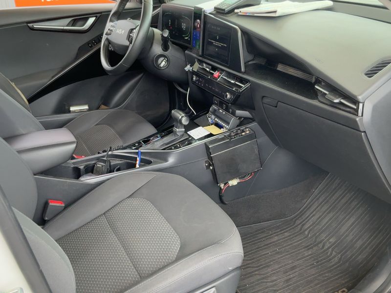 Kia Niro 1.6 Hybrid Concept — zdjęcie 11