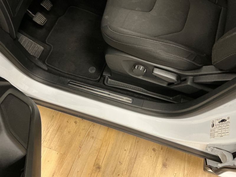 Ford S-Max 2.0 TDCi Titanium 2017 – снимка 24
