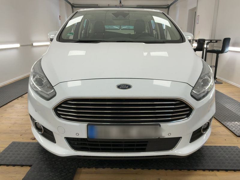 Ford S-Max 2.0 TDCi Titanium 2017 – снимка 14