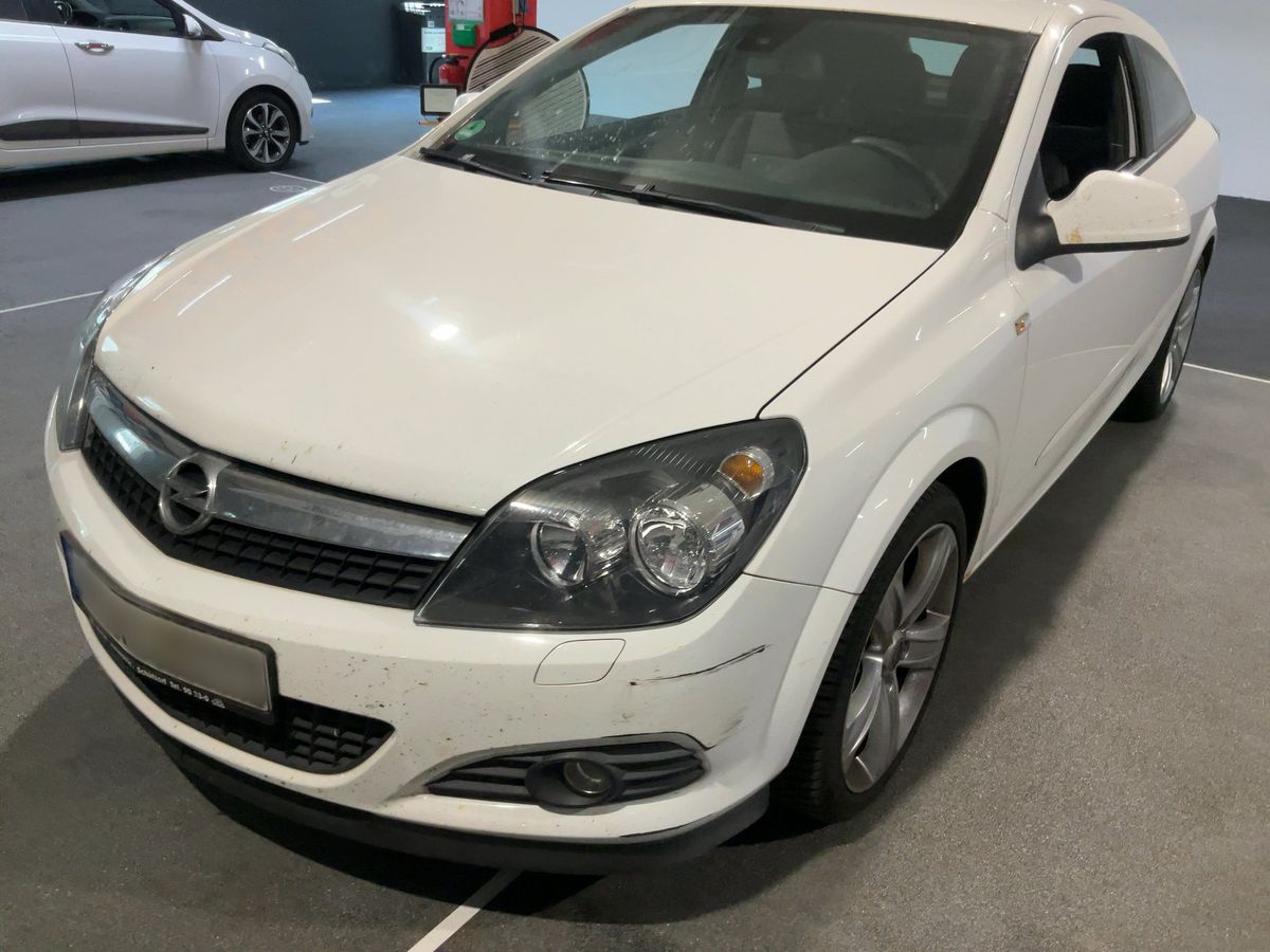 Opel Astra 2010