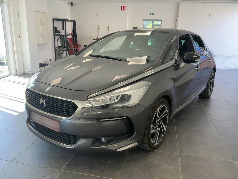 Citroen DS5 2.0 HDi Hybrid4 SportChic