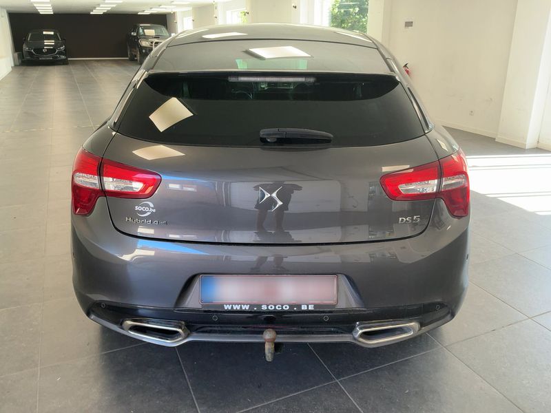 Citroen DS5 2.0 HDi Hybrid4 SportChic — zdjęcie 5