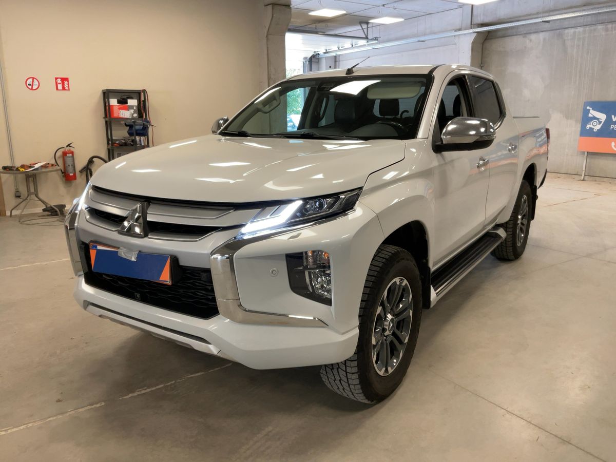 Mitsubishi L 200 2.2 DI-D Spirit Doppelkabine 4WD