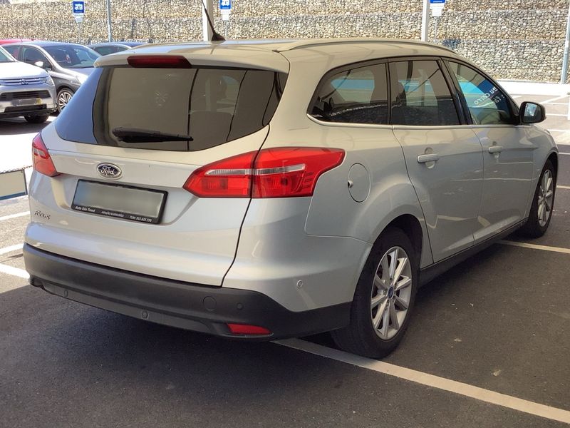 Ford Focus 1.6 TDCi Titanium — zdjęcie 6