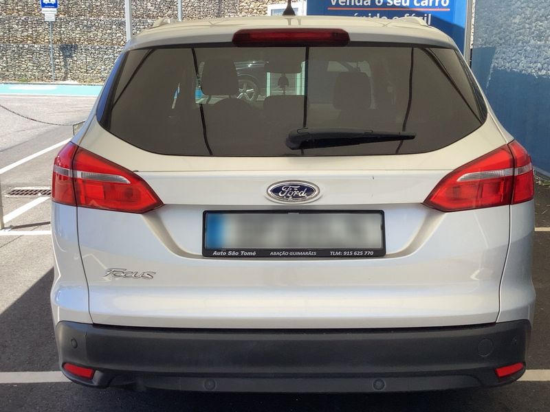 Ford Focus 1.6 TDCi Titanium — zdjęcie 5