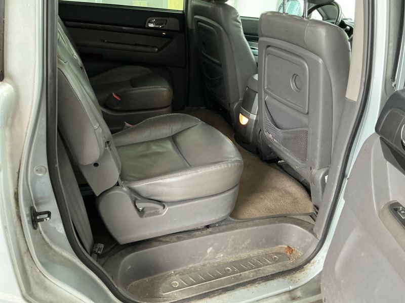Ssangyong Rodius 2.0 TD Sapphire 2WD — zdjęcie 14