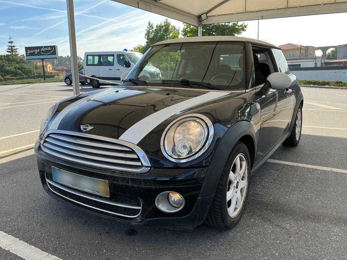 MINI Cooper 2010