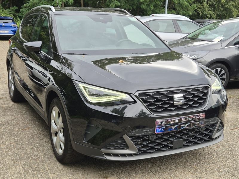 Seat Arona 1.0 TSI FR — zdjęcie 4