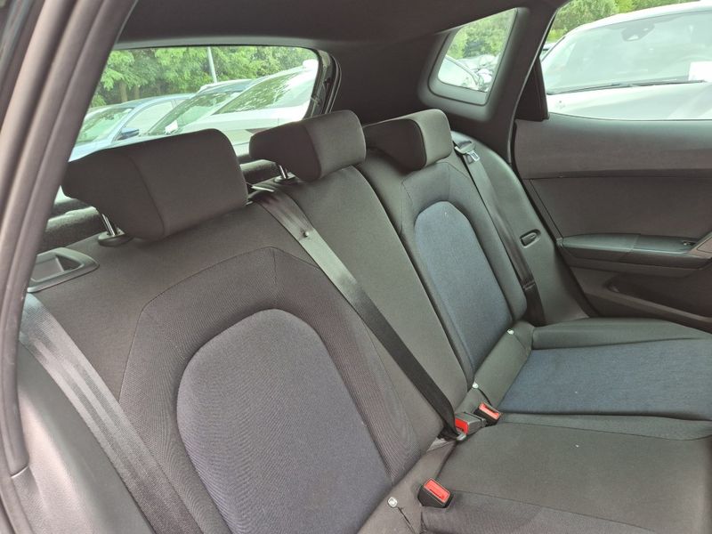 Seat Arona 1.0 TSI FR — zdjęcie 8