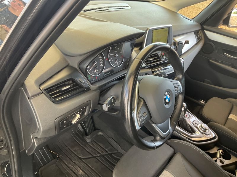 BMW 2er 216d Active Tourer Advantage 2015 – снимка 23