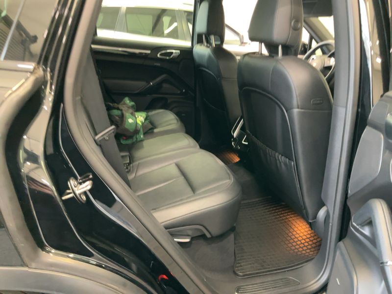 Porsche Cayenne Diesel Platinum Edition — zdjęcie 14