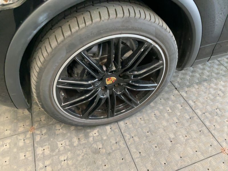 Porsche Cayenne Diesel Platinum Edition 2014 – снимка 3