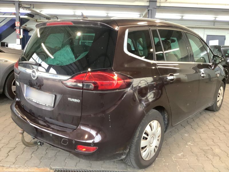Opel Zafira Tourer 1.4 Turbo Innovation — zdjęcie 6