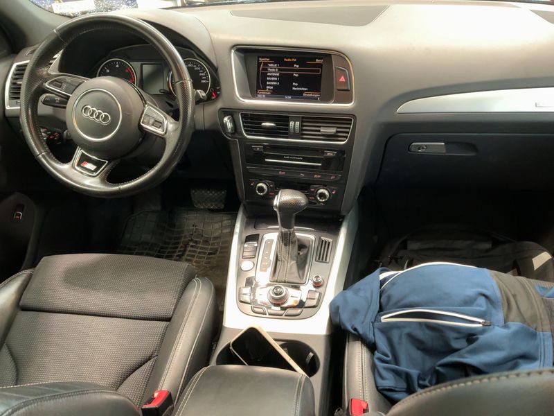 Audi Q5 2.0 TDI quattro 2012 – снимка 17