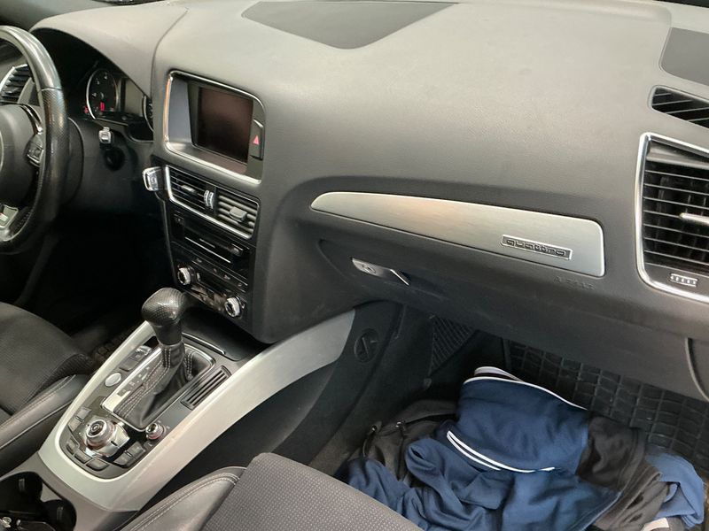 Audi Q5 2.0 TDI quattro 2012 – снимка 40