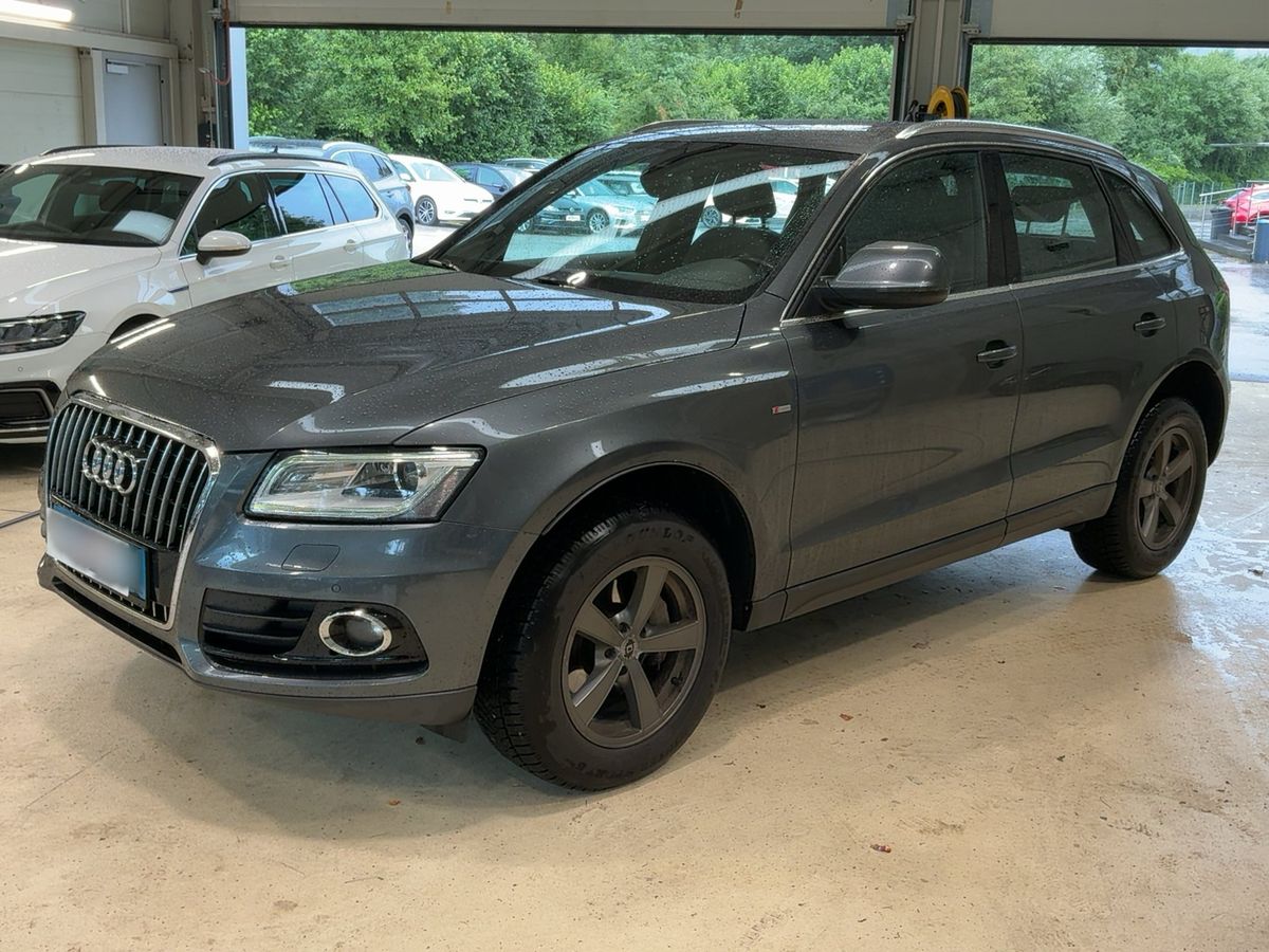 Audi Q5 2012 — photo 1