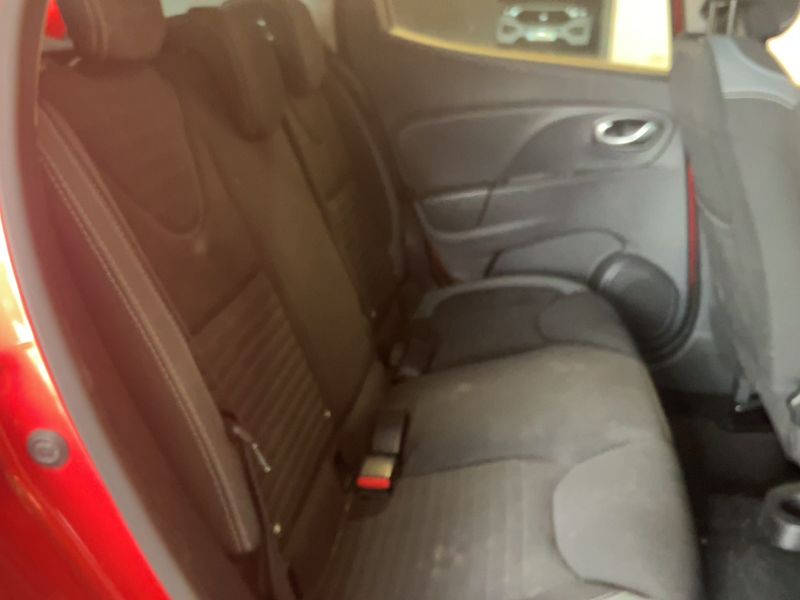 Renault Clio 1.5 dCi Intens — zdjęcie 14