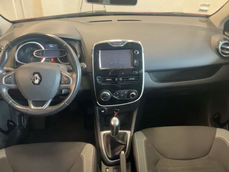 Renault Clio 1.5 dCi Intens — zdjęcie 12