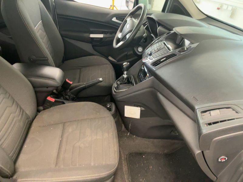 Ford Tourneo Connect 1.6 TDCi Titanium — zdjęcie 11
