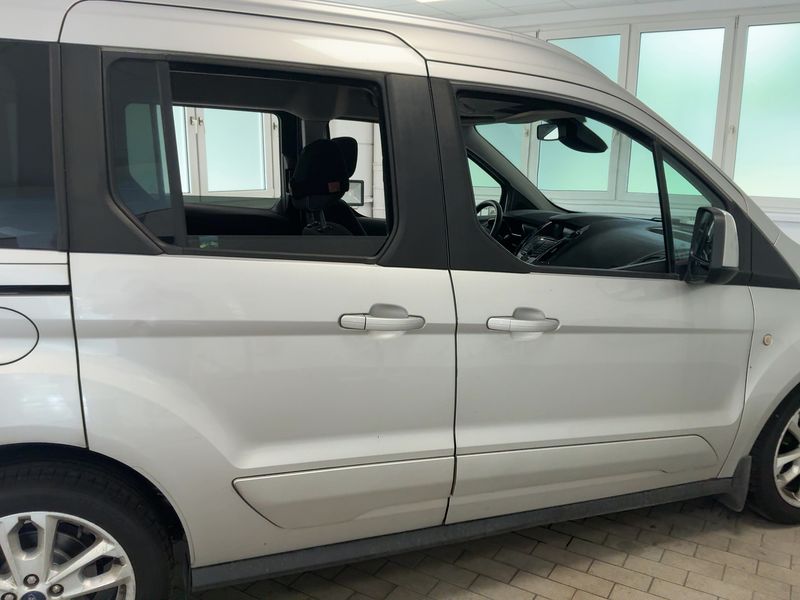 Ford Tourneo Connect 1.6 TDCi Titanium — zdjęcie 7