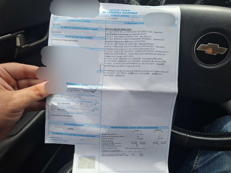 Chevrolet Captiva 2.0 Diesel D LT 4WD — zdjęcie 20
