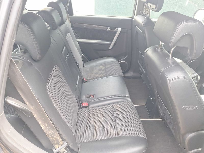 Chevrolet Captiva 2.0 Diesel D LT 4WD — zdjęcie 13
