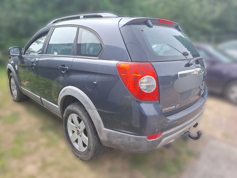 Chevrolet Captiva 2.0 Diesel D LT 4WD — zdjęcie 3