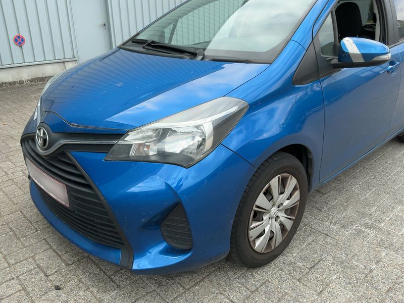 Toyota Yaris 1.33 Dual VVT-i Comfort — zdjęcie 2