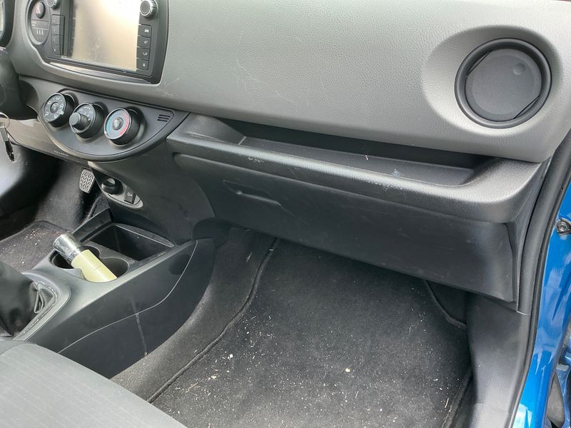 Toyota Yaris 1.33 Dual VVT-i Comfort 2017 – снимка 25