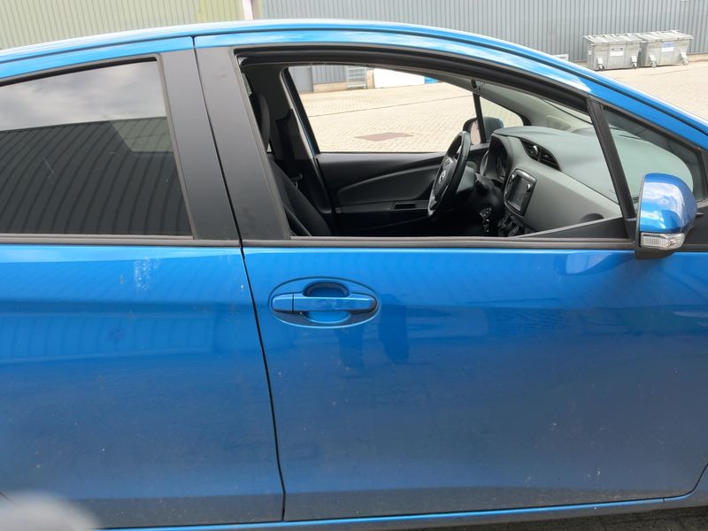 Toyota Yaris 1.33 Dual VVT-i Comfort — zdjęcie 7