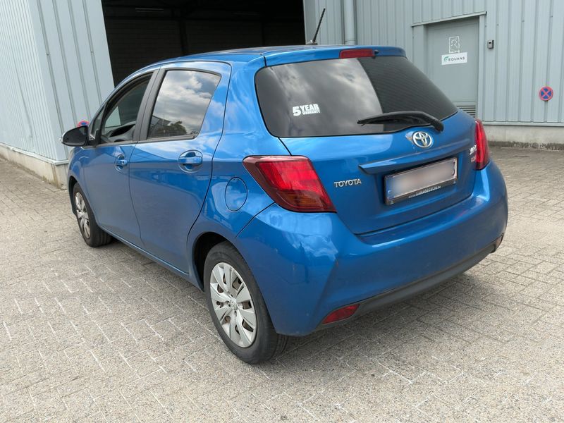 Toyota Yaris 1.33 Dual VVT-i Comfort — zdjęcie 3