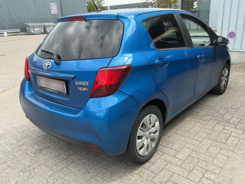 Toyota Yaris 1.33 Dual VVT-i Comfort — zdjęcie 6