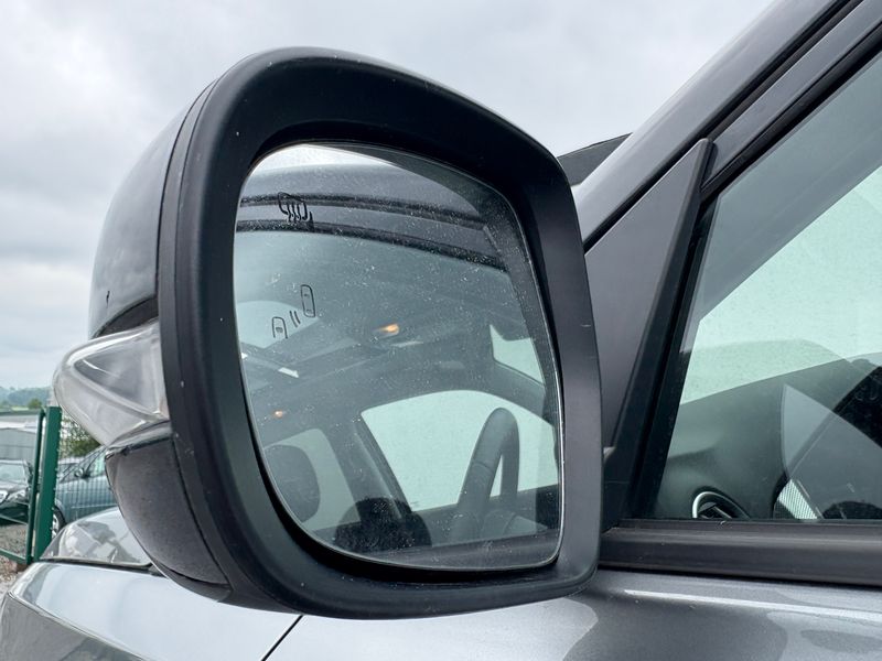 Suzuki Vitara 1.4 S 4x4 — zdjęcie 14