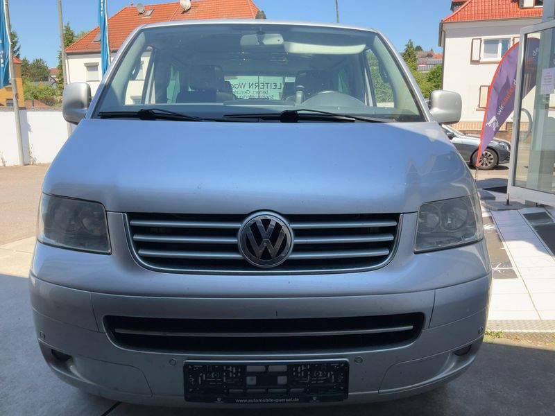 Volkswagen T5 Multivan 2.5 TDI Highline — zdjęcie 9