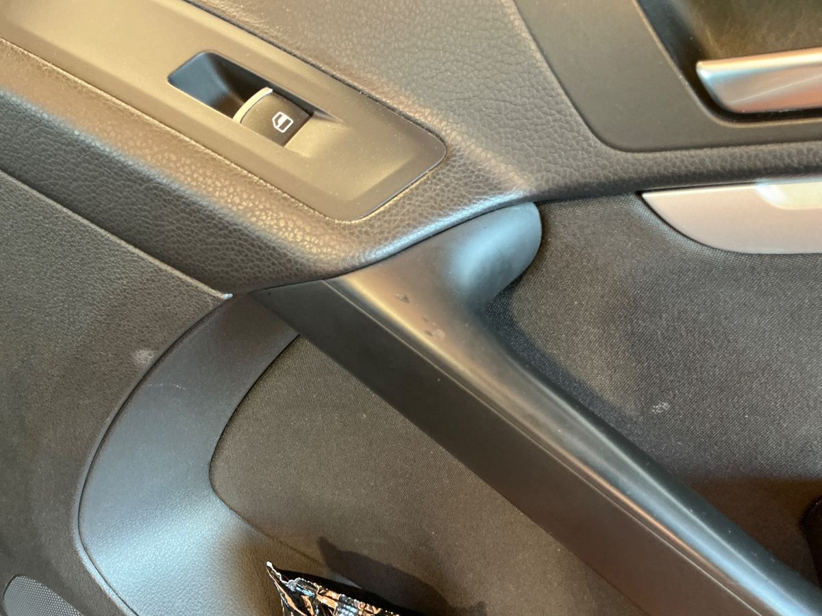Volkswagen Tiguan 2016 — photo 37