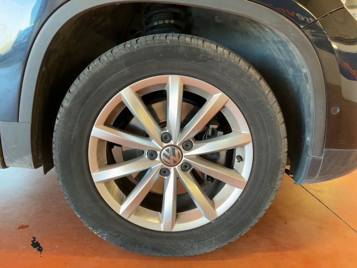 Volkswagen Tiguan 2016 — photo 12
