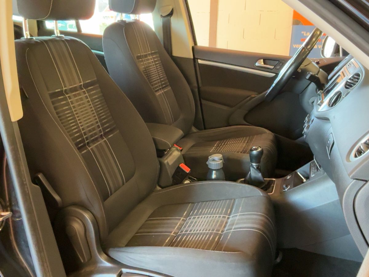 Volkswagen Tiguan 2016 — photo 17