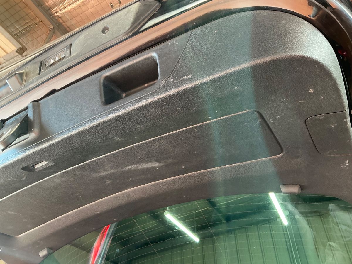 Volkswagen Tiguan 2016 — photo 36