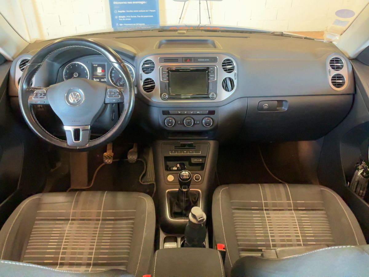 Volkswagen Tiguan 2016 — photo 18