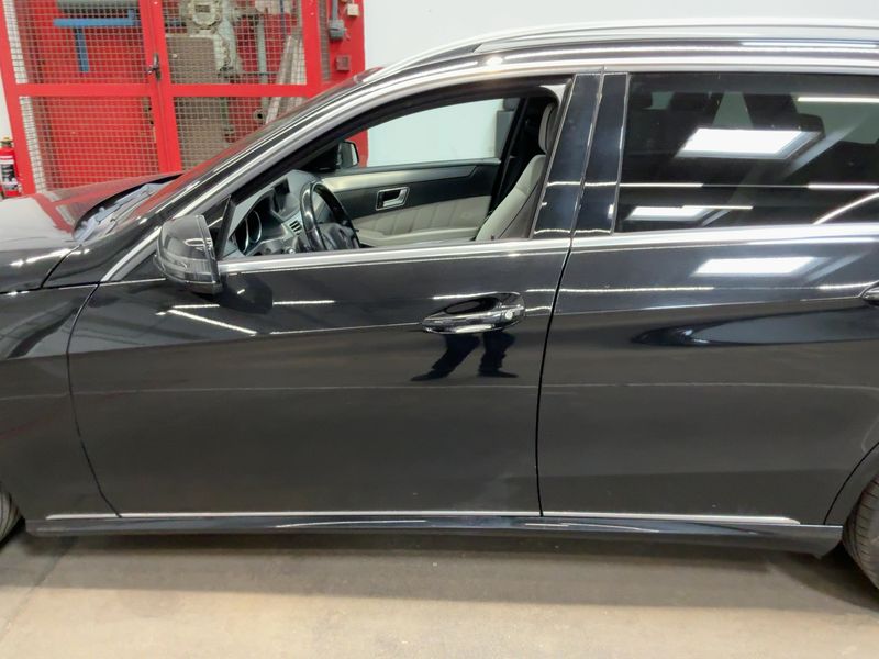Mercedes-Benz E-Klasse E 300 CDI T BlueTEC Avantgarde — zdjęcie 4