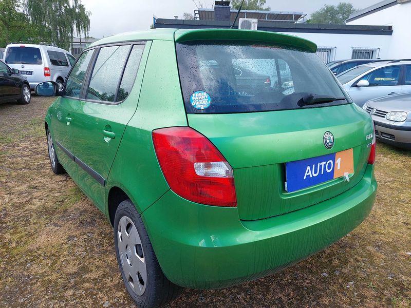 Skoda Fabia 1.6 TDI Ambiente — zdjęcie 3