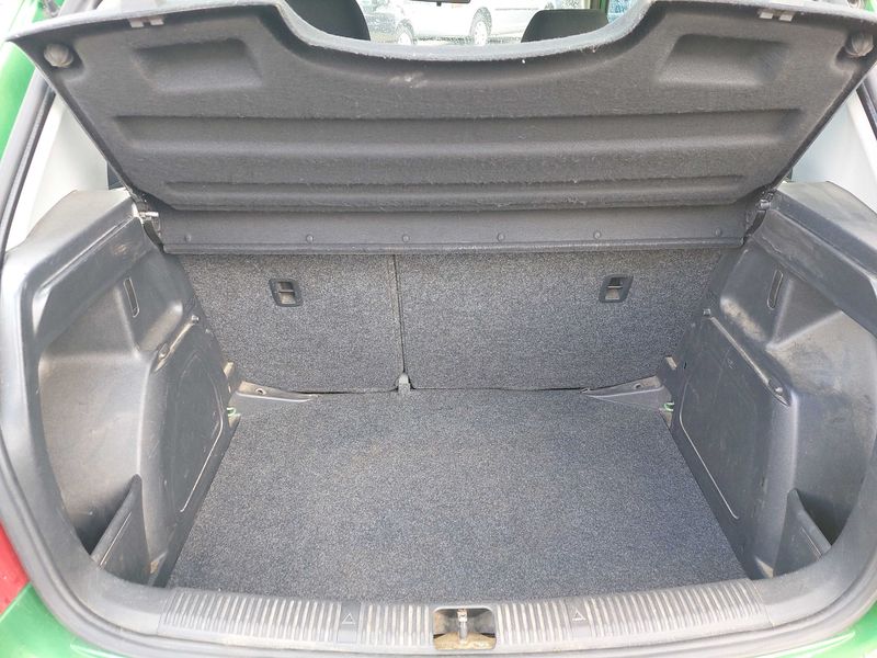 Skoda Fabia 1.6 TDI Ambiente — zdjęcie 9