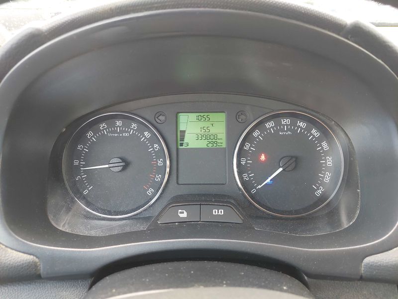 Skoda Fabia 1.6 TDI Ambiente — zdjęcie 12