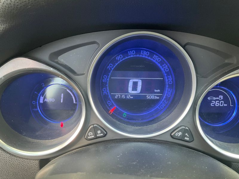 Citroen DS4 1.6 e-HDi SoChic — zdjęcie 4